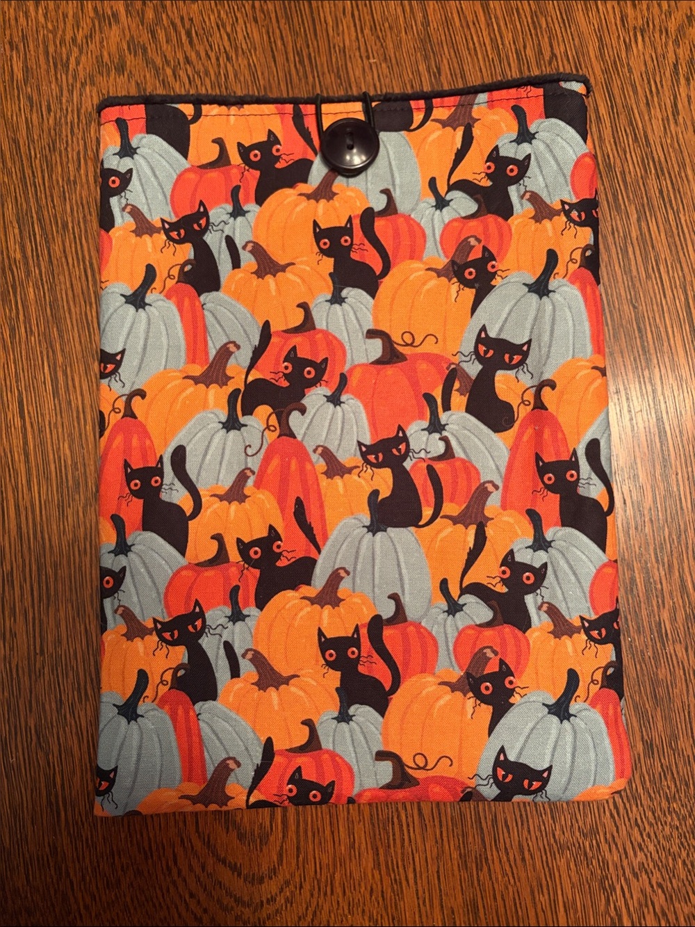 Handmade Halloween Black Cat & Pumpkin Book Sleeve | Padded Plush Interior